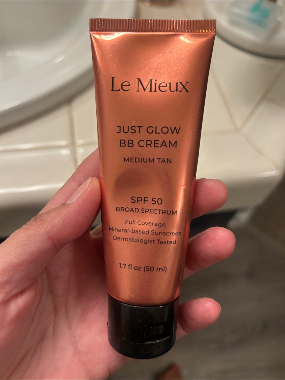 Le Mieux Just Glow BB Cream SPF 50 — Medium Tan
